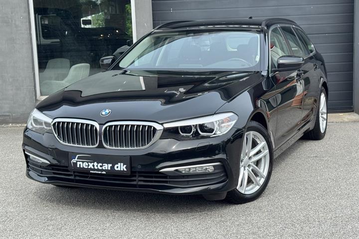 Sort BMW 520d fra 2017 set udefra