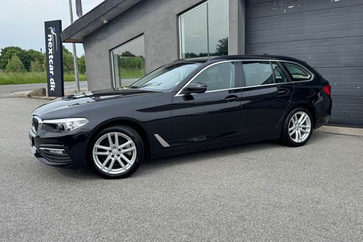 Sort BMW 520d fra 2017