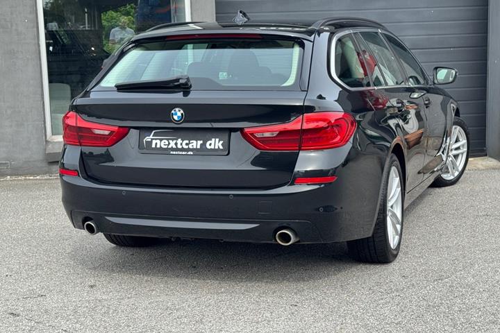 Sort BMW 520d fra 2017