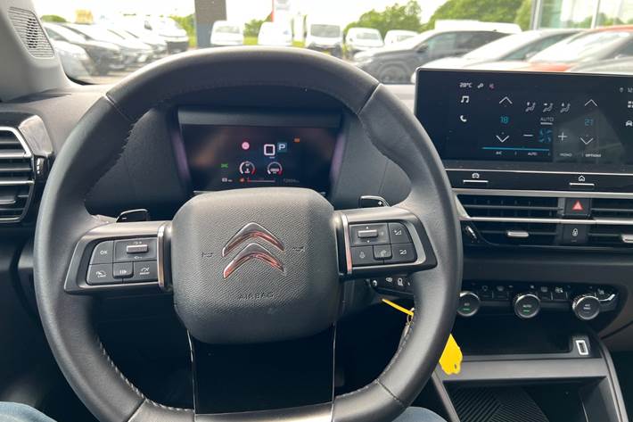 Sort Citroën C4 fra 2023