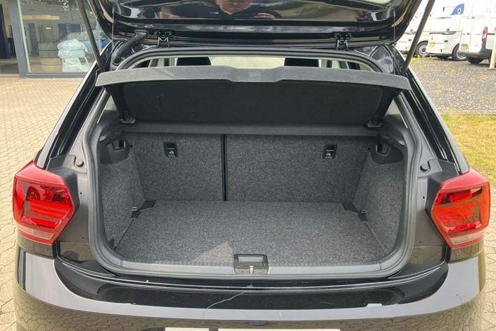 Sort VW Polo fra 2018
