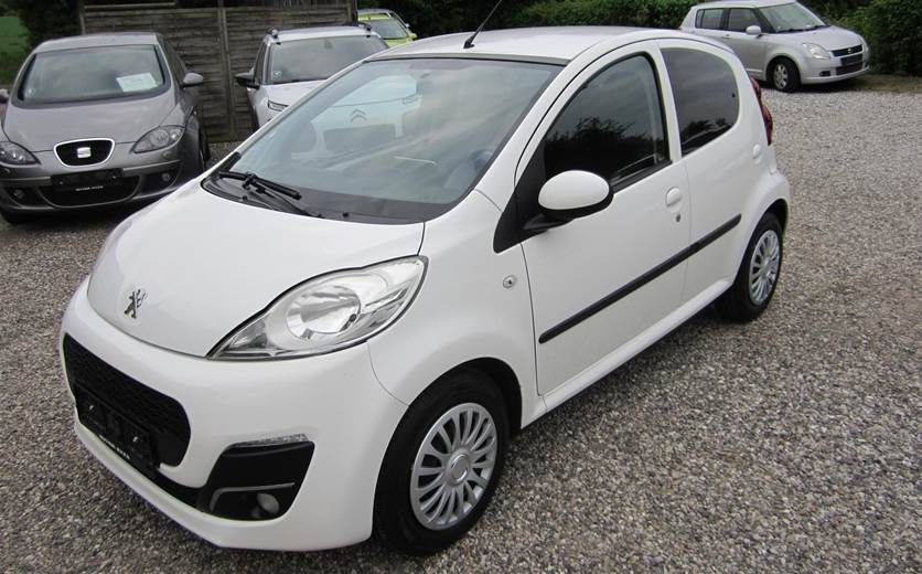 Peugeot 107 1,0 Champion Active 68HK 5d