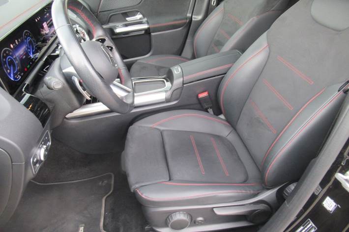 Sort Mercedes EQA 250+ fra 2024