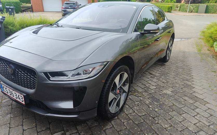 Jaguar I-Pace EV400