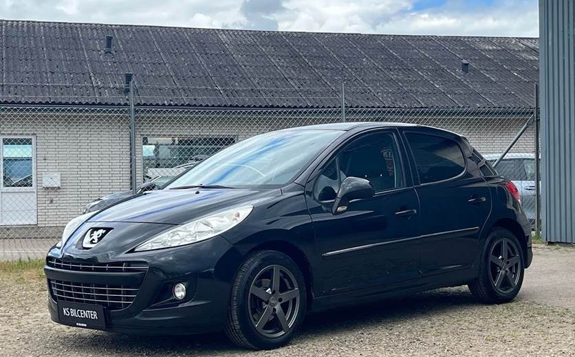Peugeot 207 1,6 HDi 92 Sportium