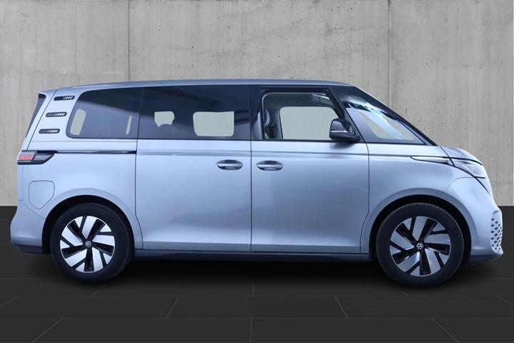 Sølv VW ID.Buzz fra 2023