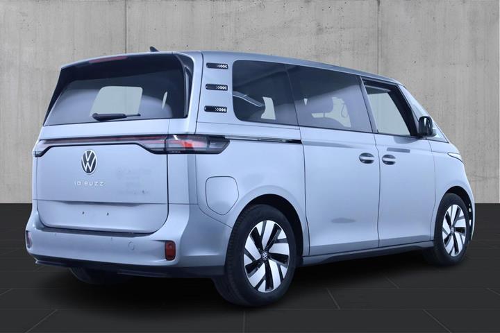 Sølv VW ID.Buzz fra 2023