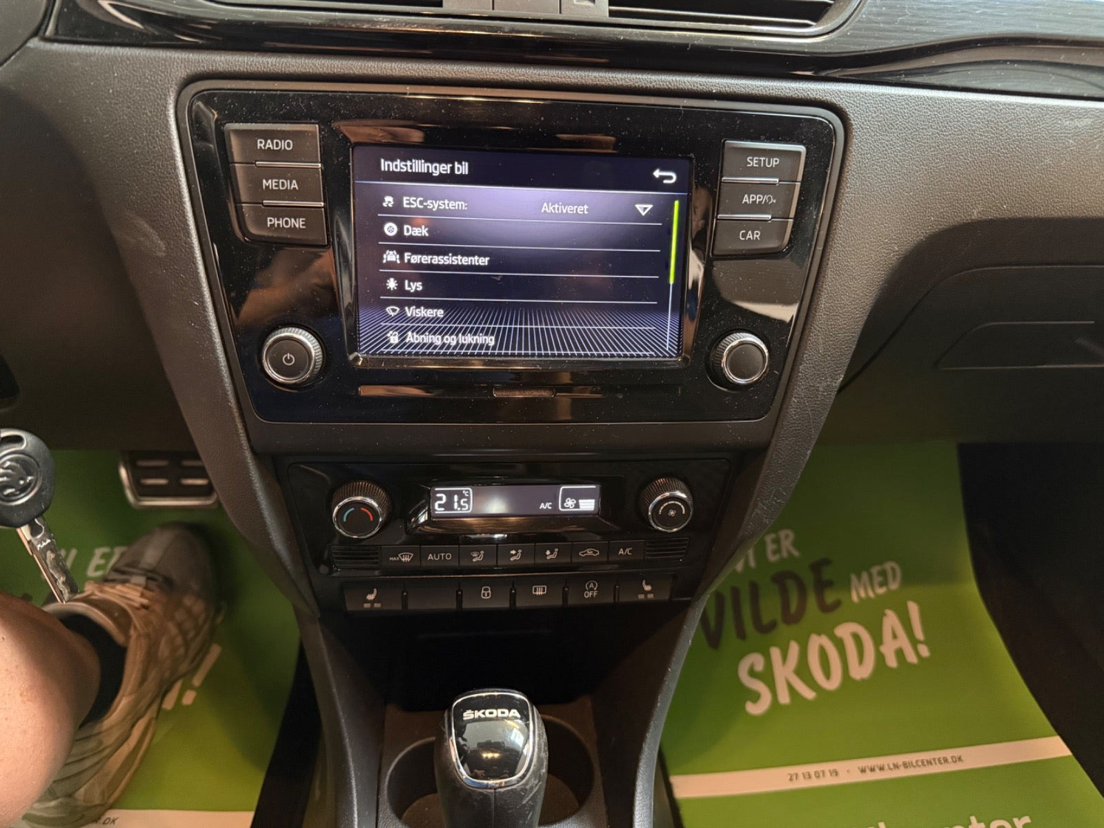 Grå Skoda Rapid fra 2019