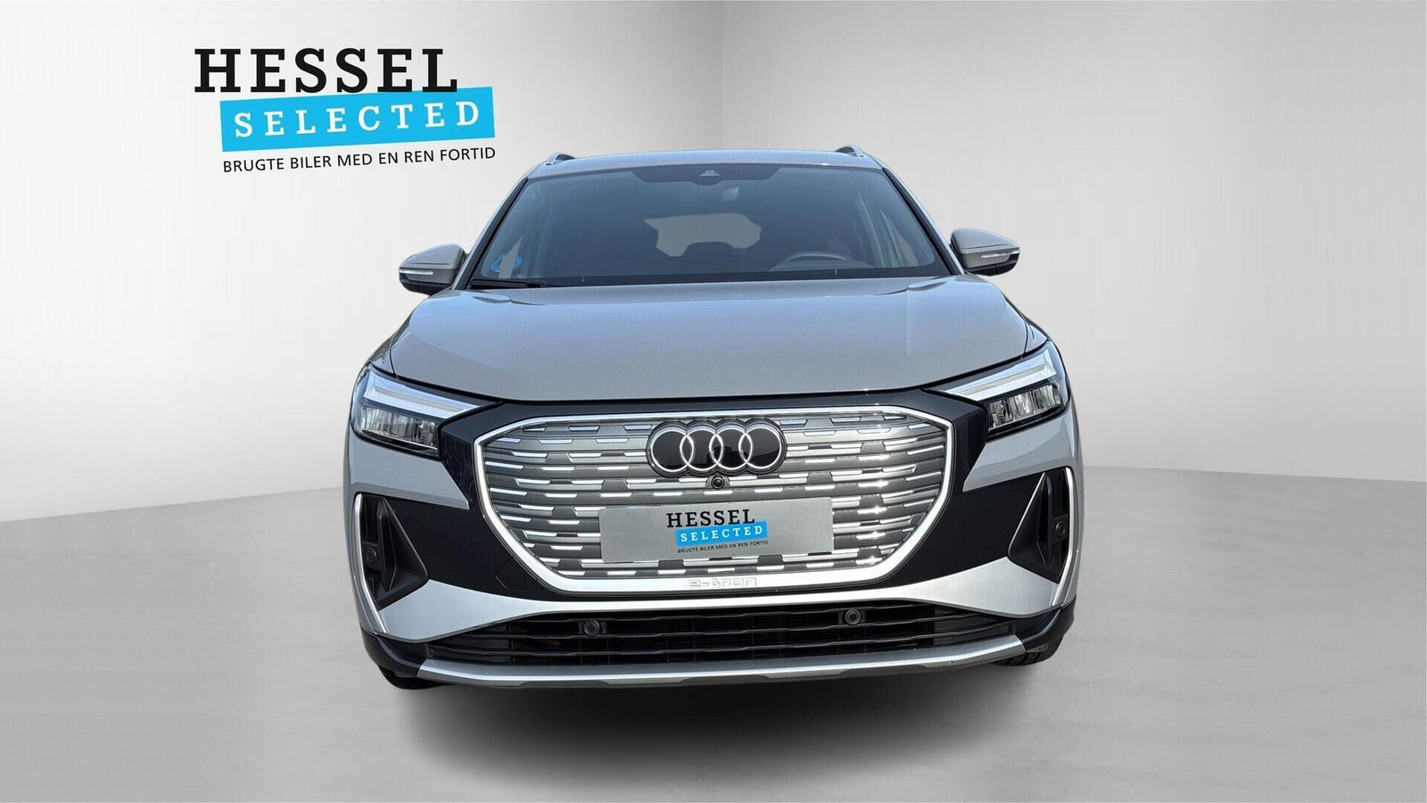 Grå Audi Q4 e-tron fra 2025