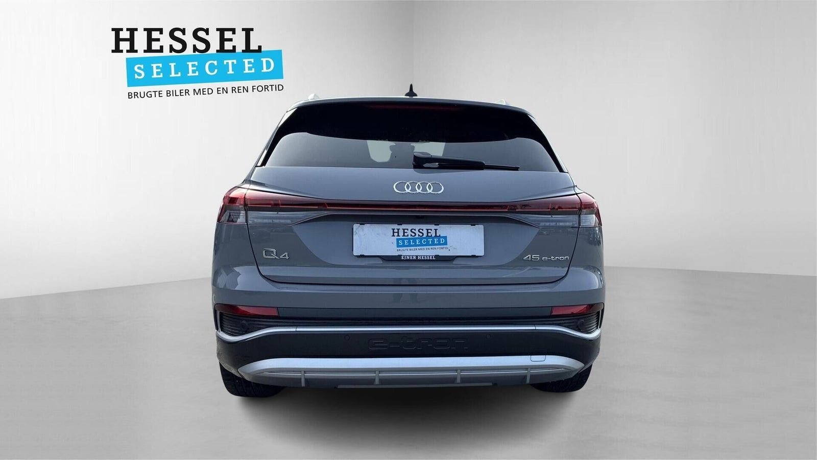 Grå Audi Q4 e-tron fra 2025