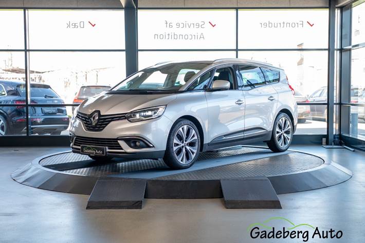 Sølv Renault Grand Scenic IV fra 2018