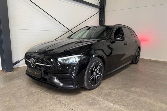 Sort Mercedes C220 d fra 2023