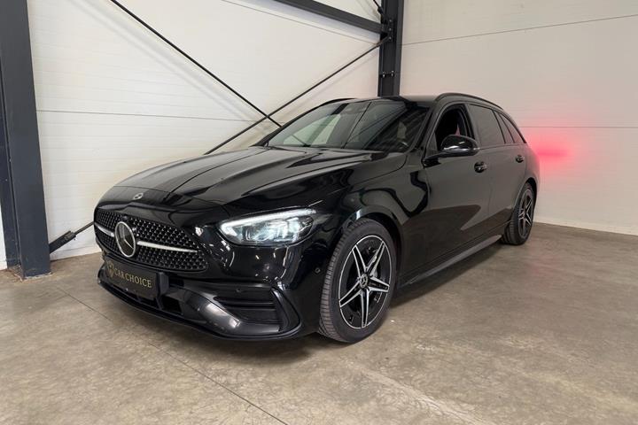 Sort Mercedes C220 d fra 2023 set udefra