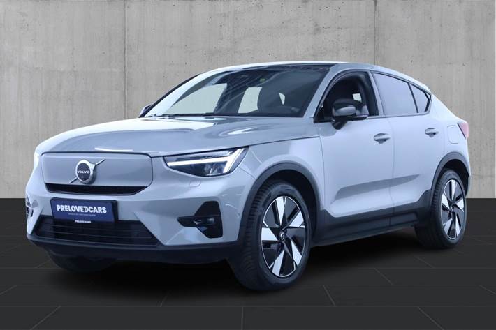 undefined Volvo C40 fra 2024 set udefra