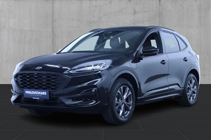 Sort Ford Kuga fra 2023 set udefra