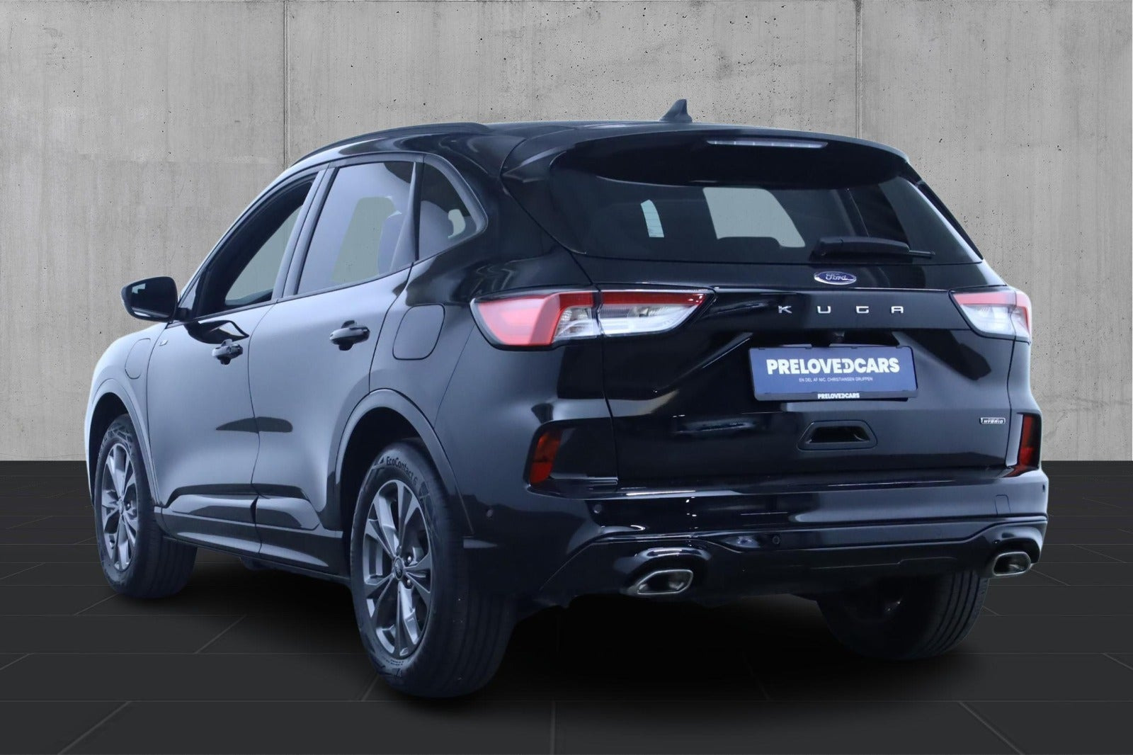 Sort Ford Kuga fra 2023