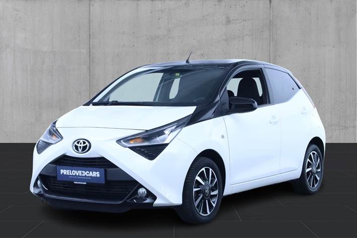 Hvid Toyota Aygo fra 2021