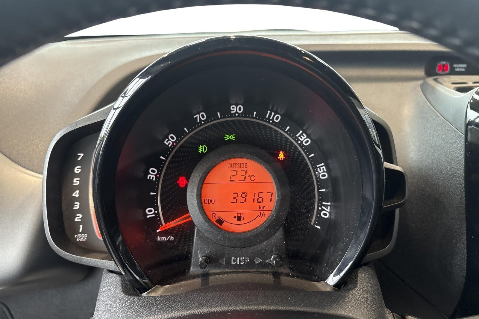 Hvid Toyota Aygo fra 2021