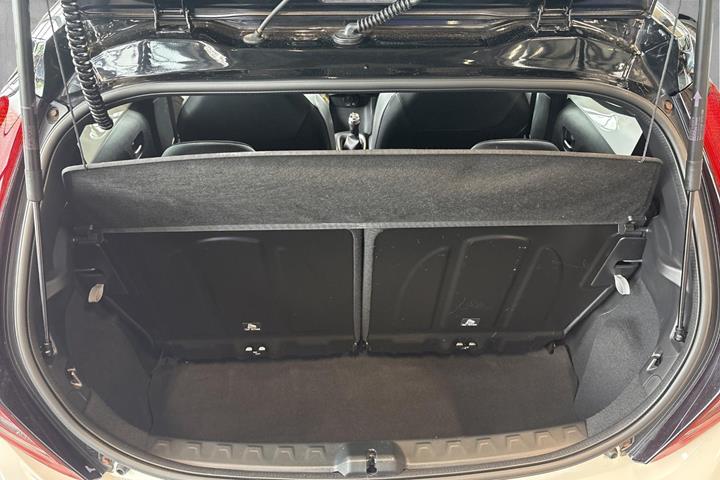 Hvid Toyota Aygo fra 2021