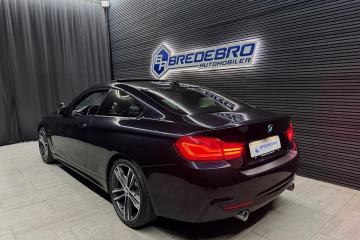 Sort BMW 440i fra 2019