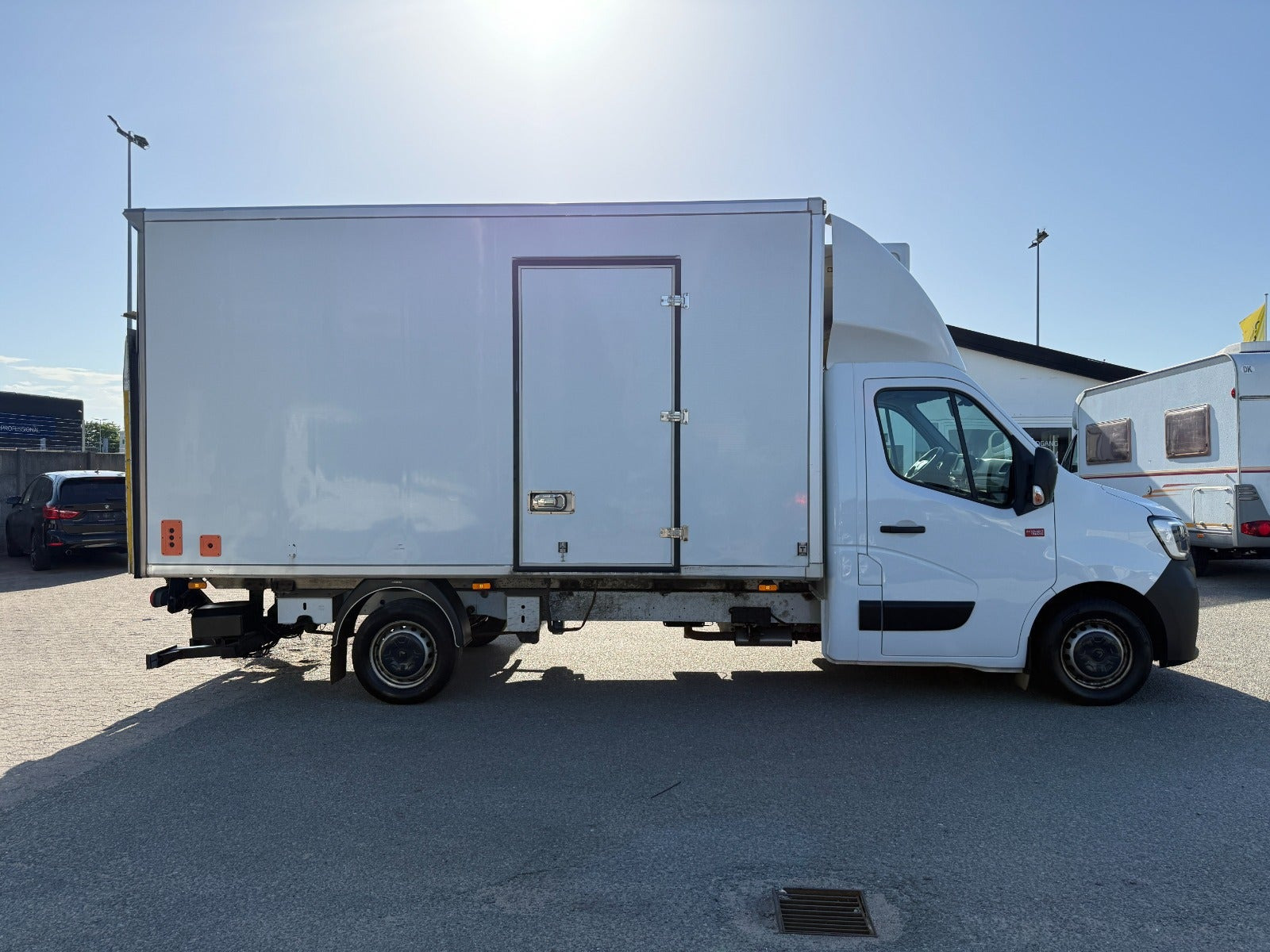 Hvid Renault Master IV T35 fra 2022