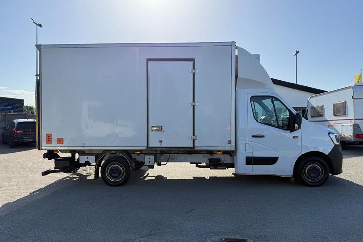 Hvid Renault Master IV T35 fra 2022