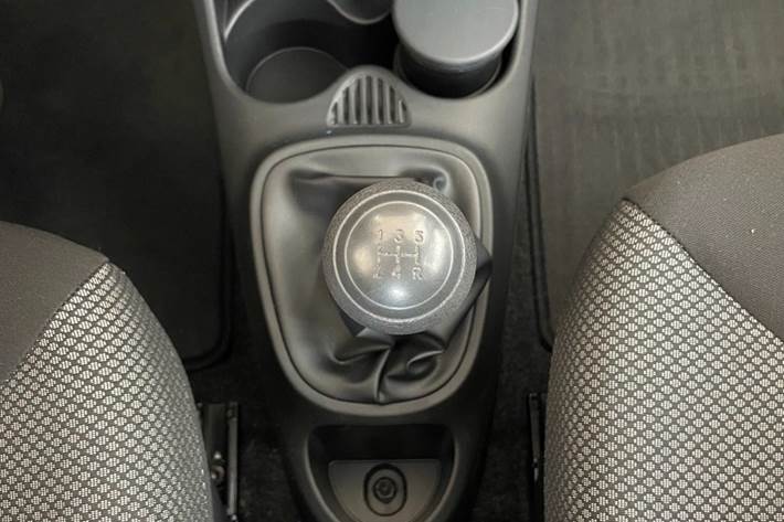 Hvid Toyota Aygo fra 2012