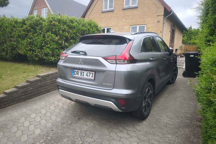 undefined Mitsubishi Eclipse Cross fra 2023