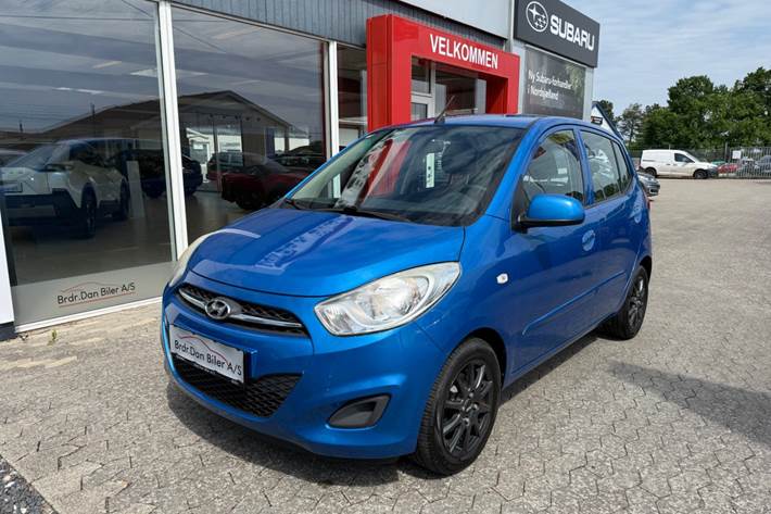 Blå Hyundai i10 fra 2011