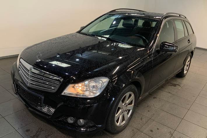 Sort Mercedes C180 fra 2013