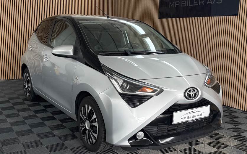 Toyota Aygo 1,0 VVT-i x-clusiv