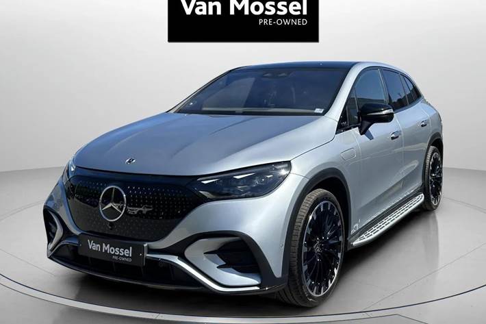 Sølv Mercedes EQE350 SUV fra 2023