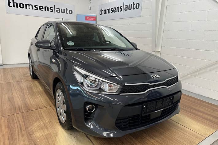 Grå Kia Rio fra 2018