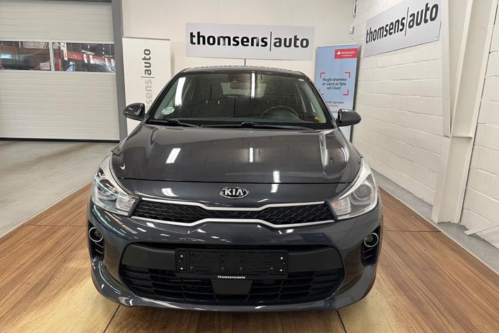 Grå Kia Rio fra 2018
