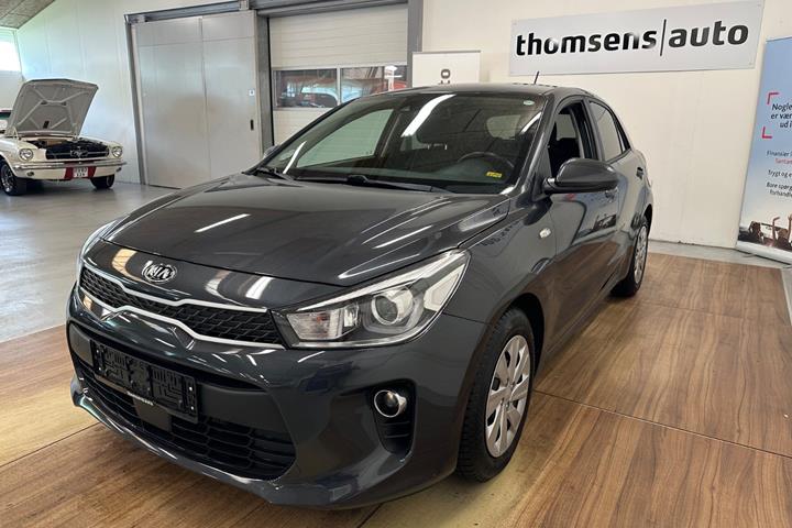 Grå Kia Rio fra 2018
