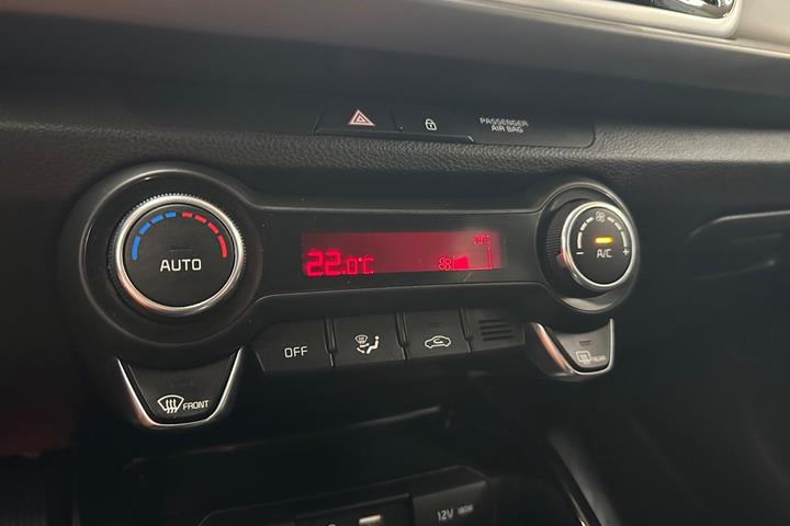 Grå Kia Rio fra 2018