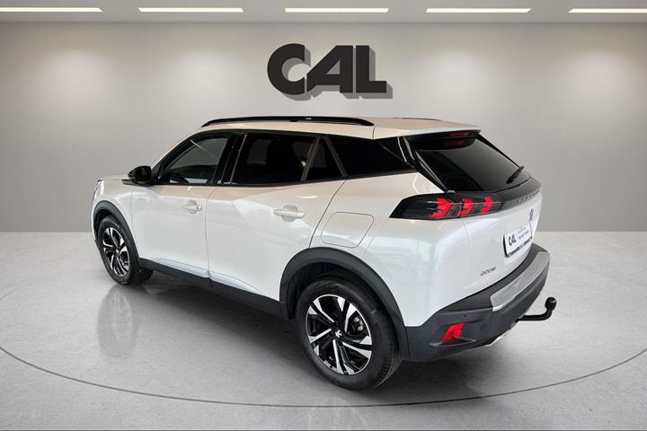 Hvid Peugeot 2008 fra 2022