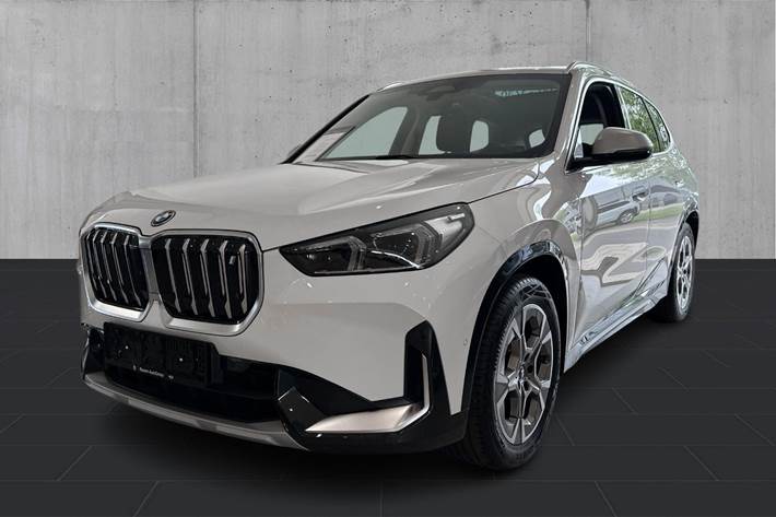 Hvid BMW iX1 fra 2023