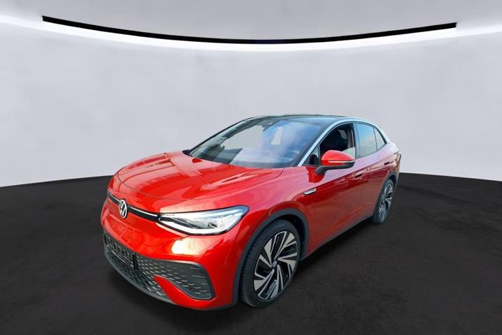 Rød VW ID.5 fra 2023 set udefra