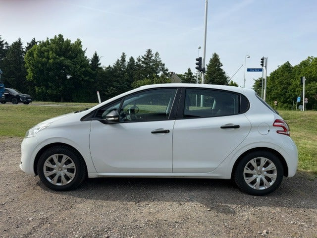 undefined Peugeot 208 fra 2012