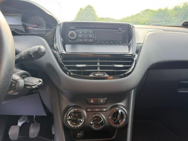 undefined Peugeot 208 fra 2012