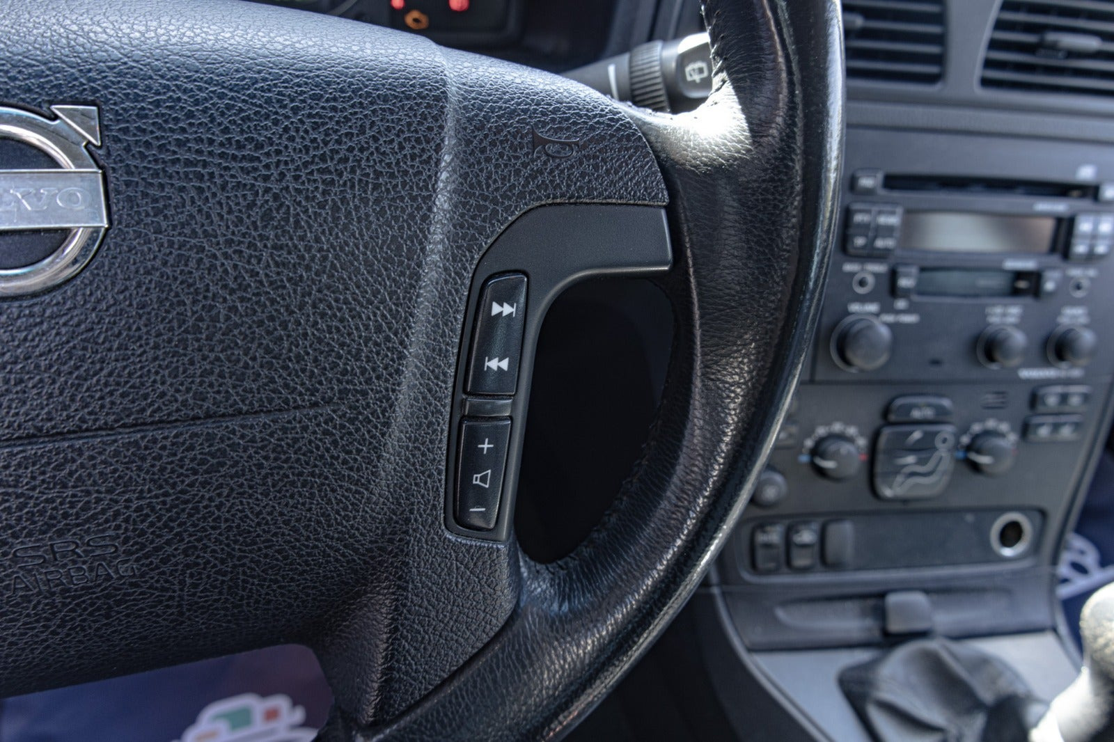 Sort Volvo V70 fra 2004