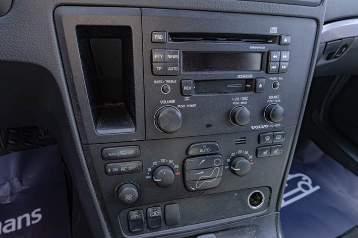 Sort Volvo V70 fra 2004