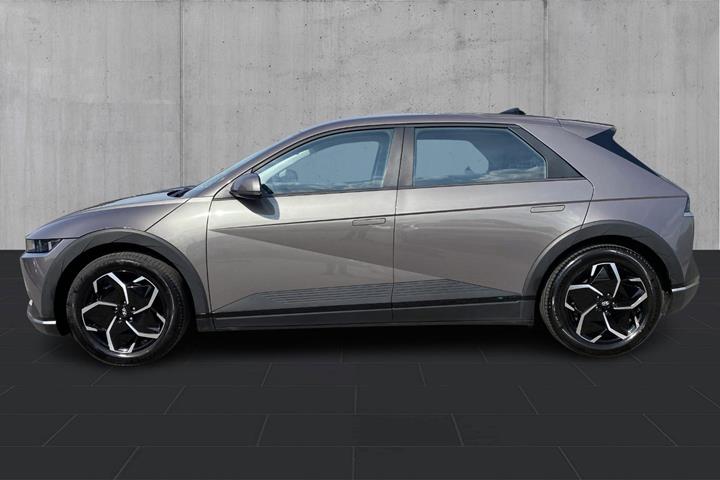 Grå Hyundai Ioniq 5 fra 2022