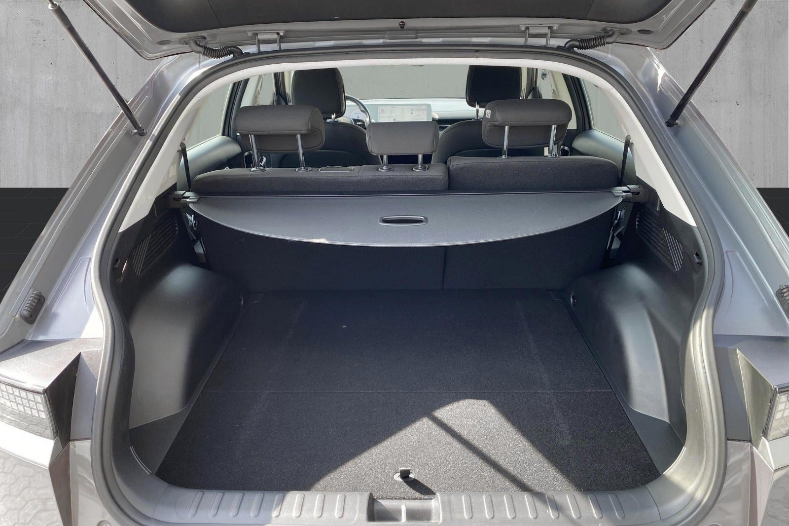 Grå Hyundai Ioniq 5 fra 2022