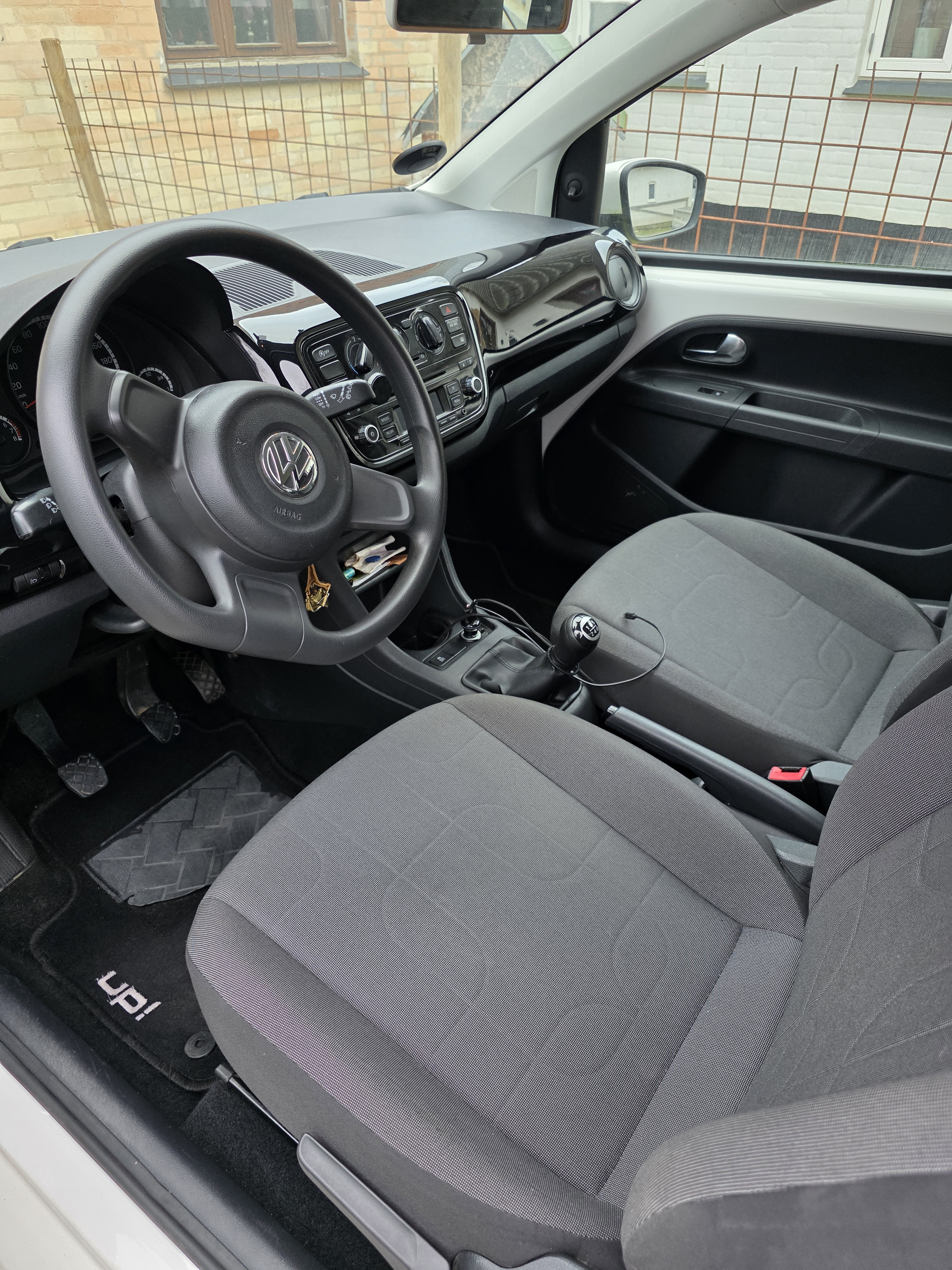 Hvid VW UP! fra 2012