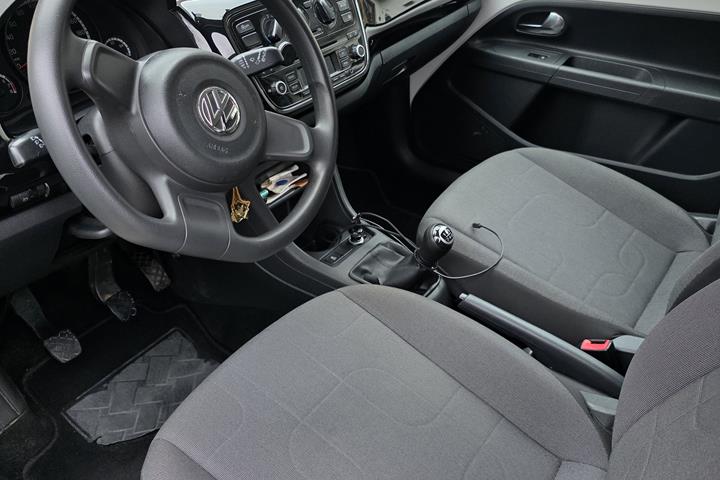 Hvid VW UP! fra 2012