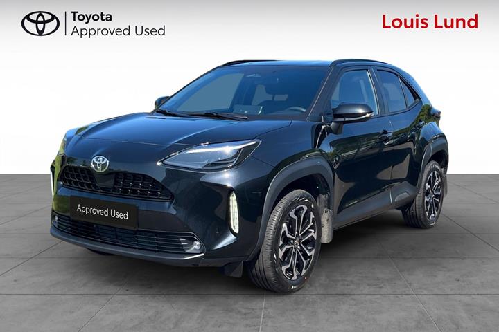 Sort Toyota Yaris Cross fra 2025 set udefra