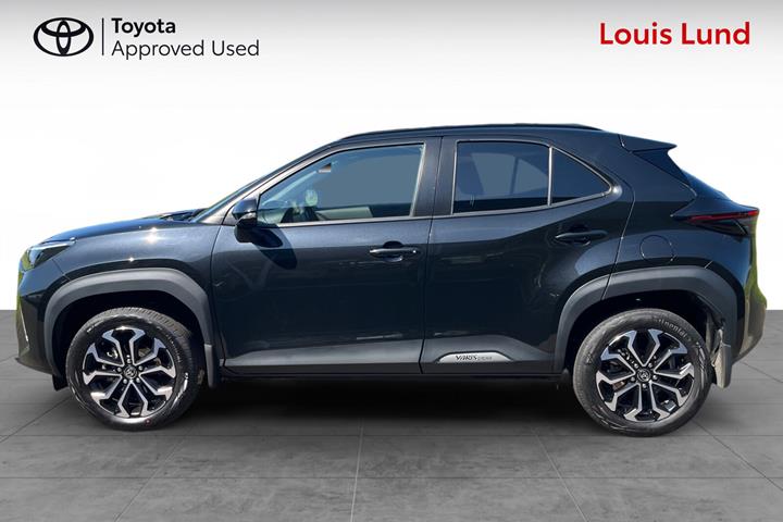 Sort Toyota Yaris Cross fra 2025
