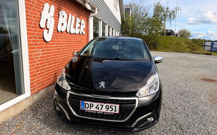 Peugeot 208 1,6 BlueHDi Desire Sky 100HK 5d